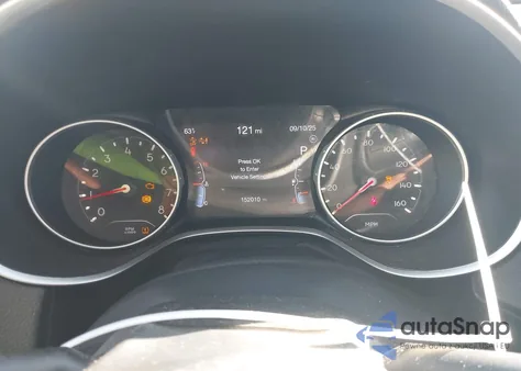 2018 Jeep Compass Limited 4X4 from USA, damaged, VIN 3C4NJDCB8JT334031